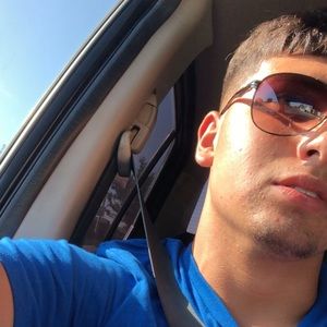 Meet your Posher, Jonatan